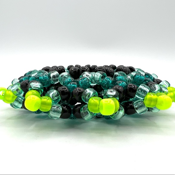 🌊🧪 “Sea Toxin” Kandi Cuff - Picture 5 of 5